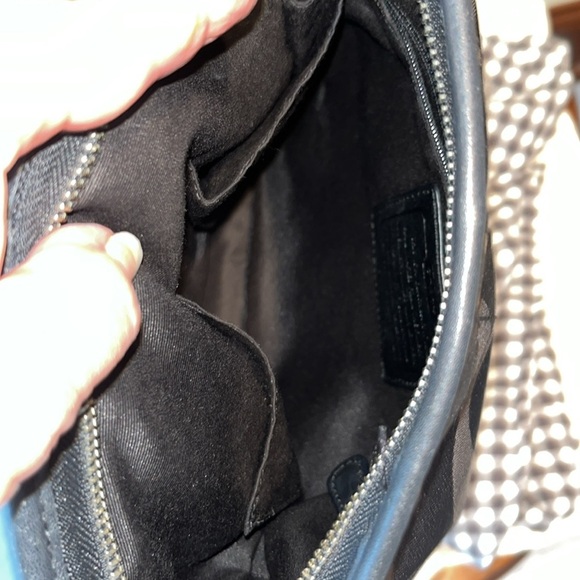 Coach Optic crossbody/shoulder bag like new black signature Fabric/leather - Picture 4 of 16